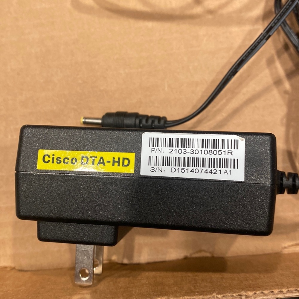 5️⃣/5️⃣ Cisco DTA-HD switching power supply wall plug